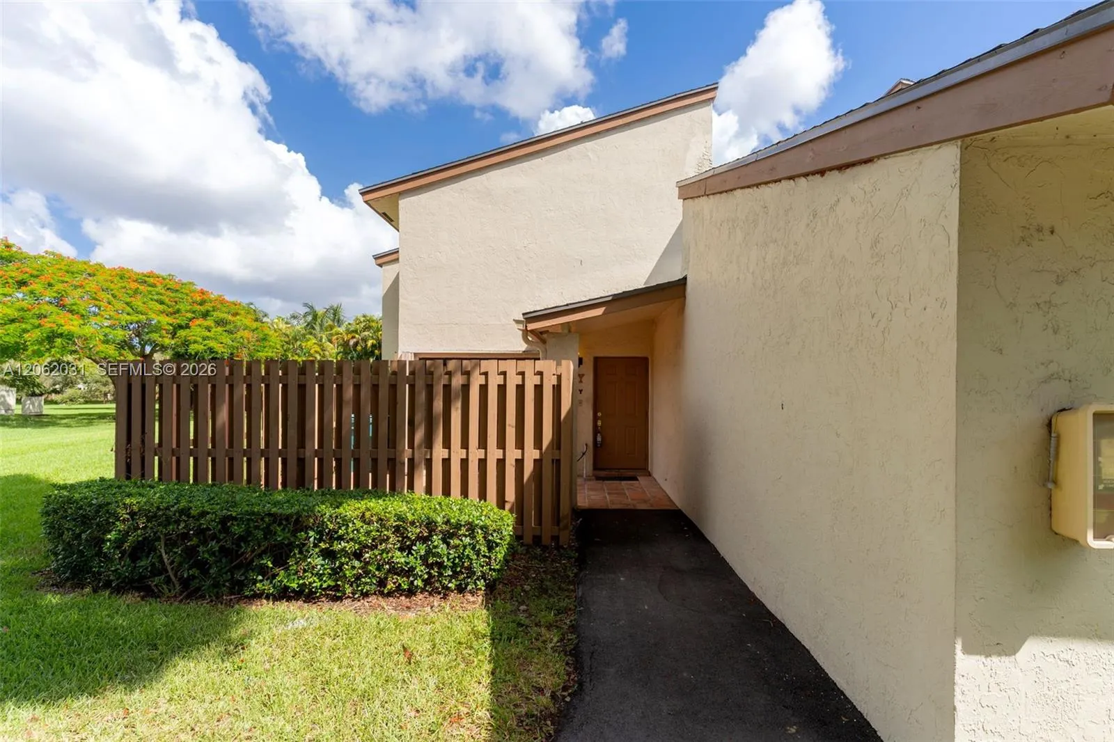 Listing  11411 SW 109th Road 50Y, Miami, FL 33176, Miami, FL 33176