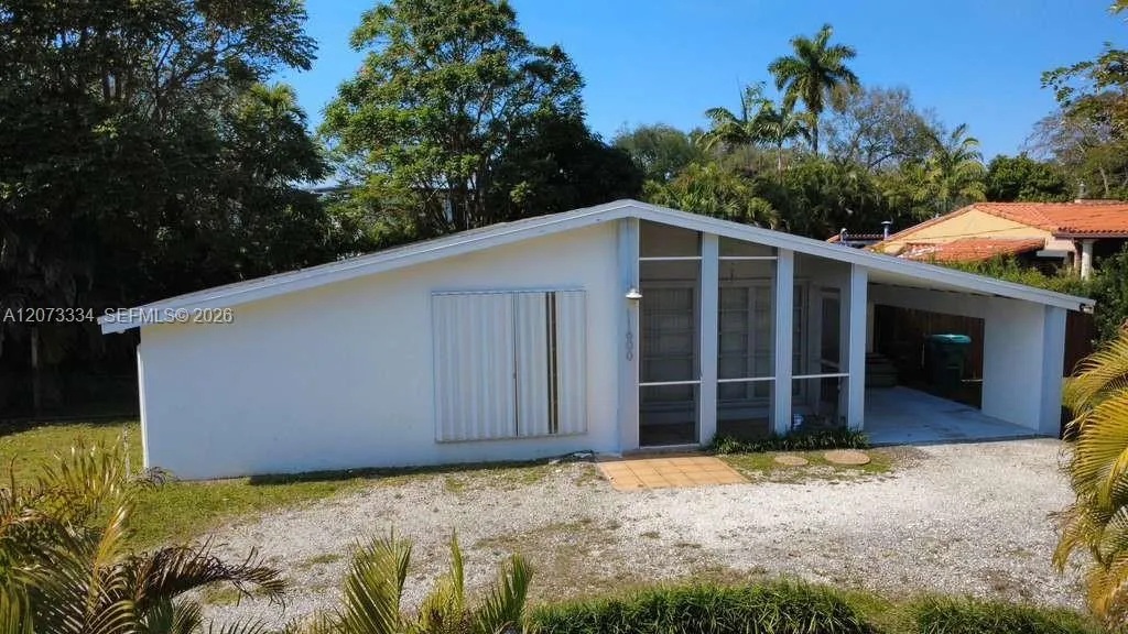 View details of listing 11600 NE 6th Avenue, Biscayne Park, FL 33161 Biscayne Park with MLS#