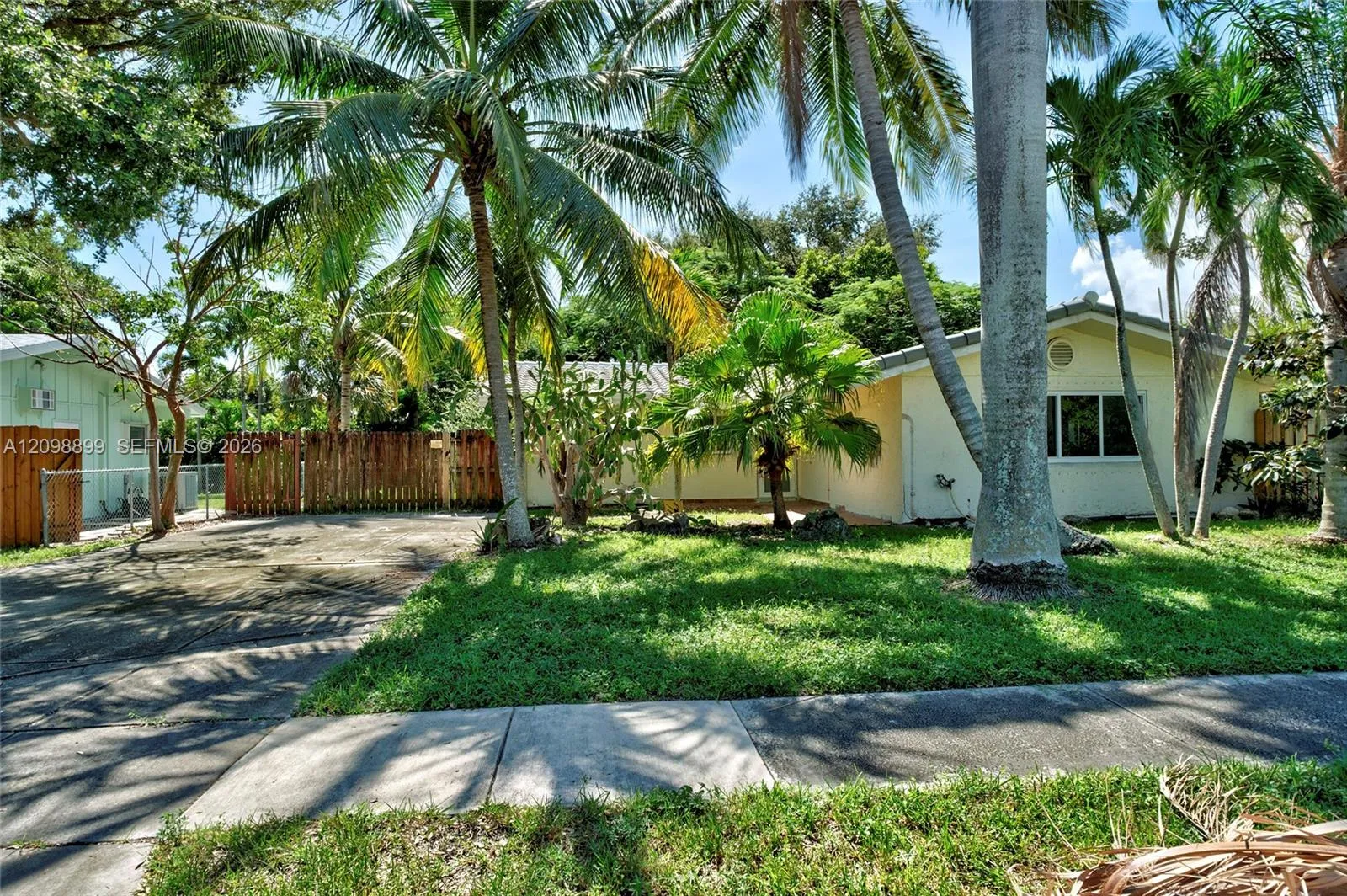 Listing  1176 SW 4th Street, Boca Raton, FL 33486, Boca Raton, FL 33486