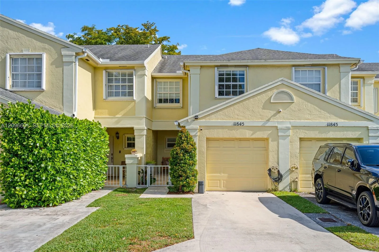 View details of listing 11845 SW 100th Street 11845, Miami, FL 33186 Miami with MLS# 