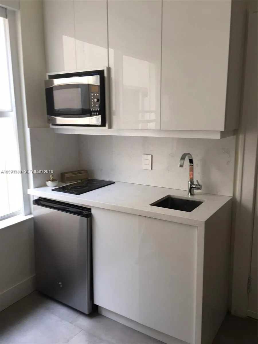 View details of listing 119 Menores Avenue 8A, Coral Gables, FL 33134 Coral Gables with MLS#