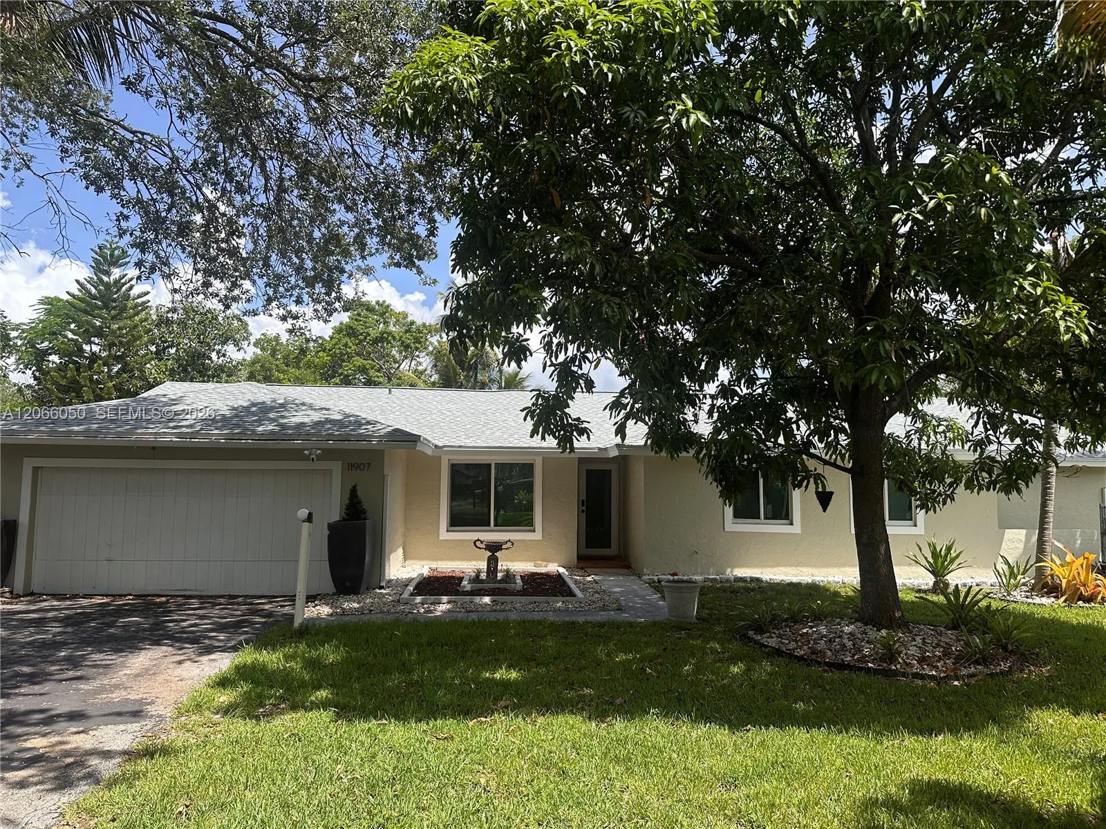 Listing  11907 Jennifer Way, Cooper City, FL 33026, Cooper City, FL 33026