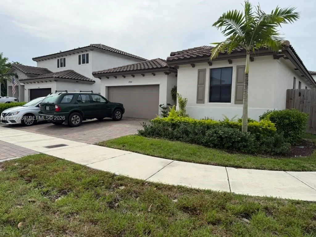 Listing  11908 SW 238th Terrace, Homestead, FL 33032, Homestead, FL 33032