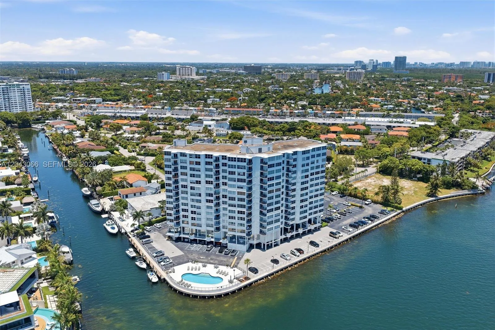 Listing  11930 N Bayshore Drive 609, North Miami, FL 33181, North Miami, FL 33181