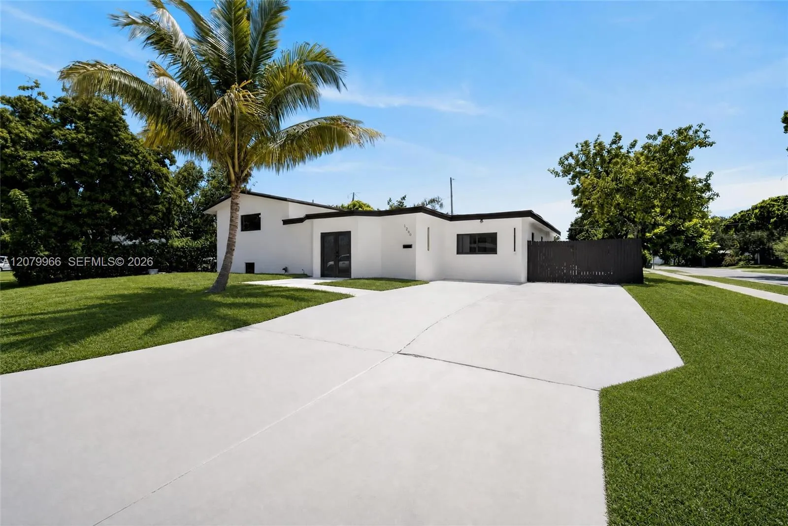 Listing  1200 NE 204th Terrace, Miami, FL 33179, Miami, FL 33179