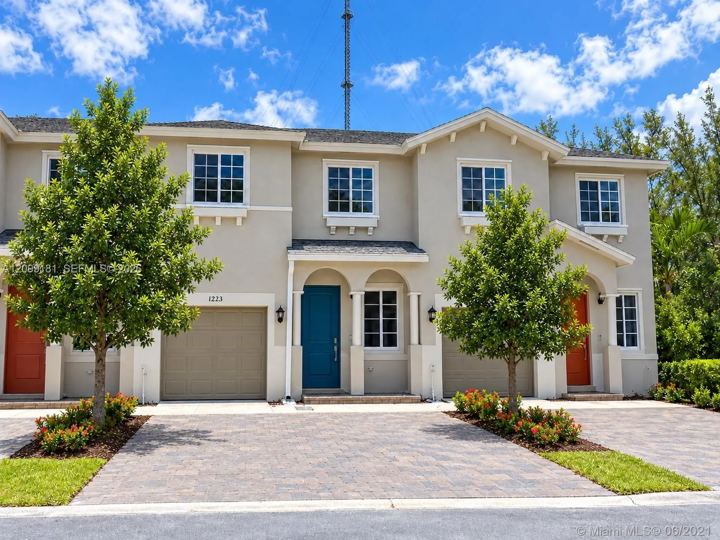 View details of listing 1223 NW 208th Terrace, Miami Gardens, FL 33169 Miami Gardens with MLS#