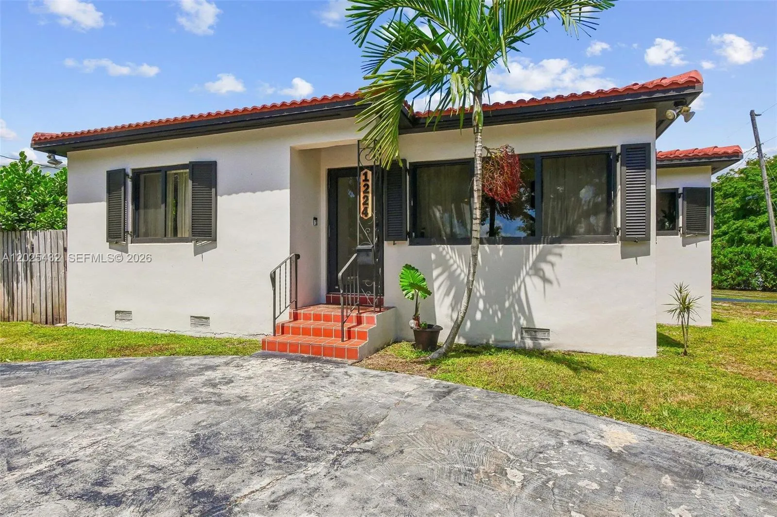 Listing  1224 N 26th Avenue, Hollywood, FL 33020, Hollywood, FL 33020