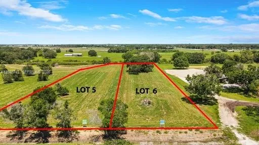 View details of listing 1226 NE 48th, Okeechobee, FL 34972 Okeechobee with MLS#