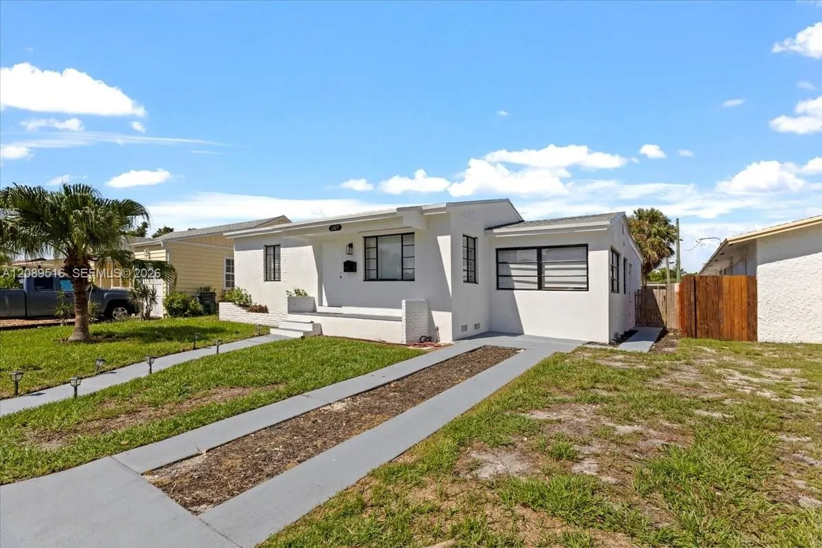 Listing  1227 N Ocean Breeze, Lake Worth, FL 33460, Lake Worth, FL 33460