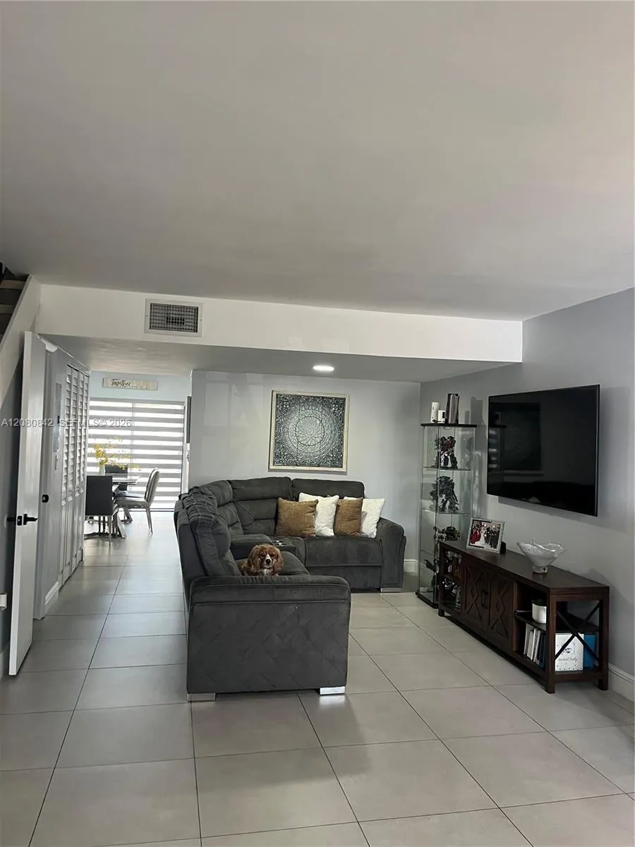 Listing  12277 SW 16th Terrace 106-Y, Miami, FL 33175, Miami, FL 33175