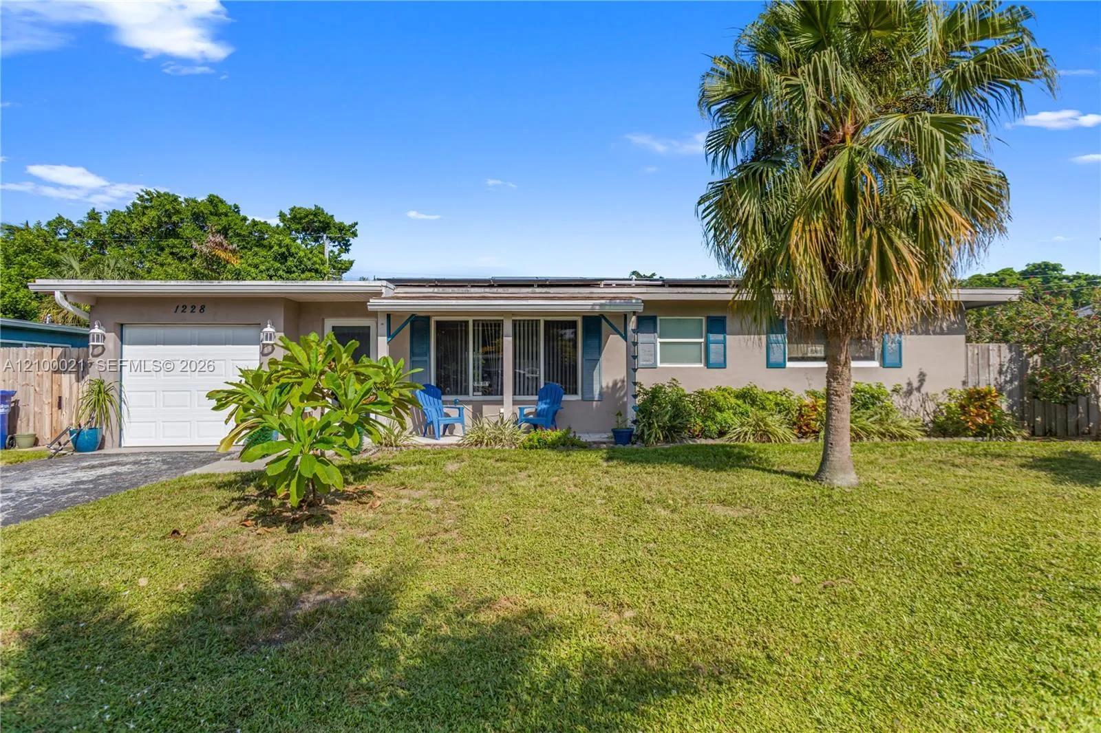 View details of listing 1228 SW 1st Terrace, Pompano Beach, FL 33060 Pompano Beach with MLS# 