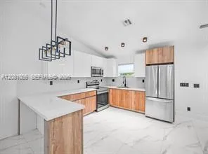 Listing  1230 NE 1st Avenue #, Fort Lauderdale, FL 33304, Fort Lauderdale, FL 33304