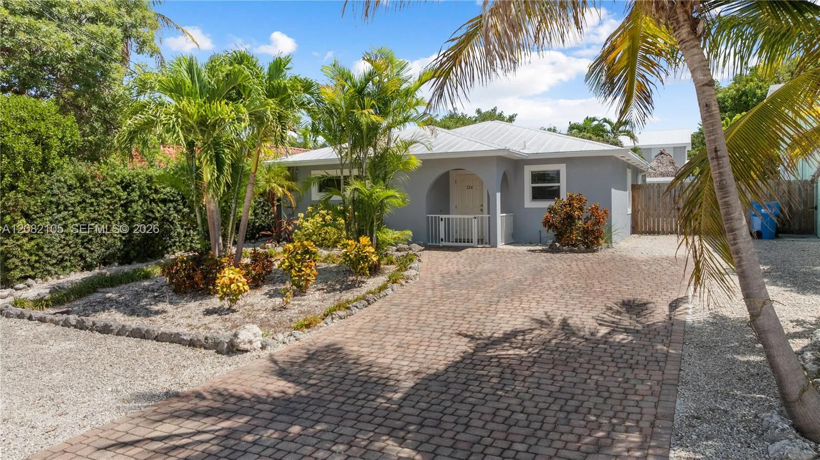 View details of listing 124 Coral Avenue, Tavernier, FL 33070 Tavernier with MLS#