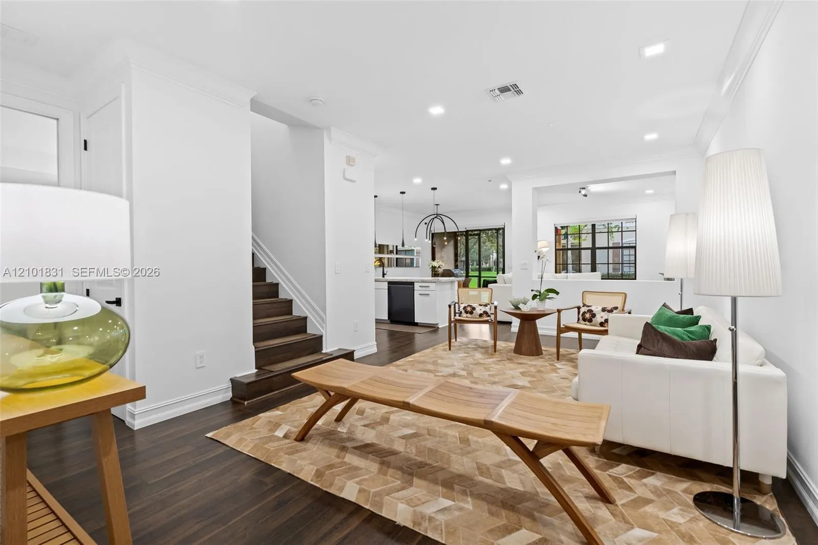 Listing  124 W Riverwalk Circle W, Plantation, FL 33325, Plantation, FL 33325