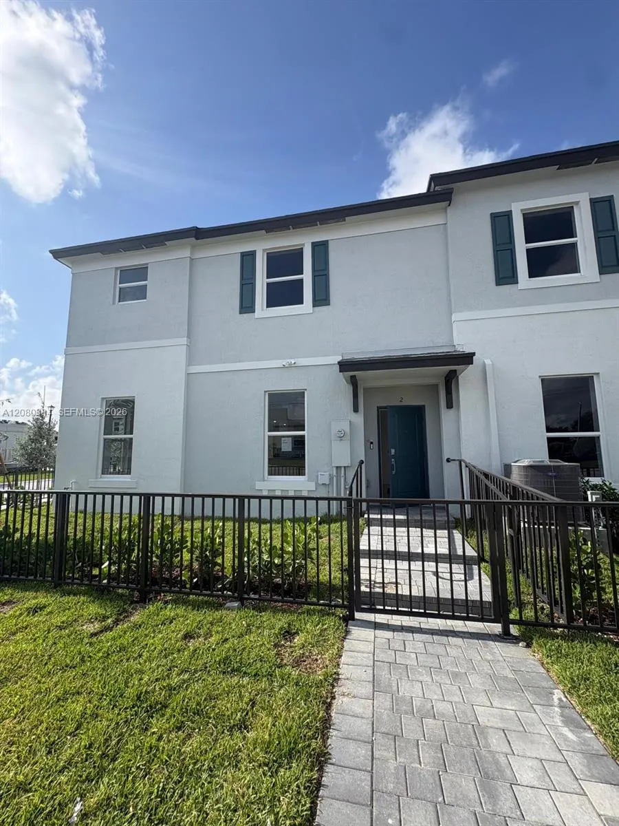 View details of listing 12450 SW 248 5, Homestead, FL 33032 Homestead with MLS#