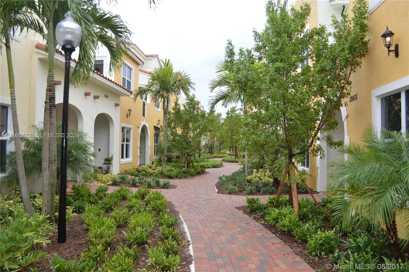 View details of listing 12459 NW 17th Court 217, Pembroke Pines, FL 33028 Pembroke Pines with MLS#
