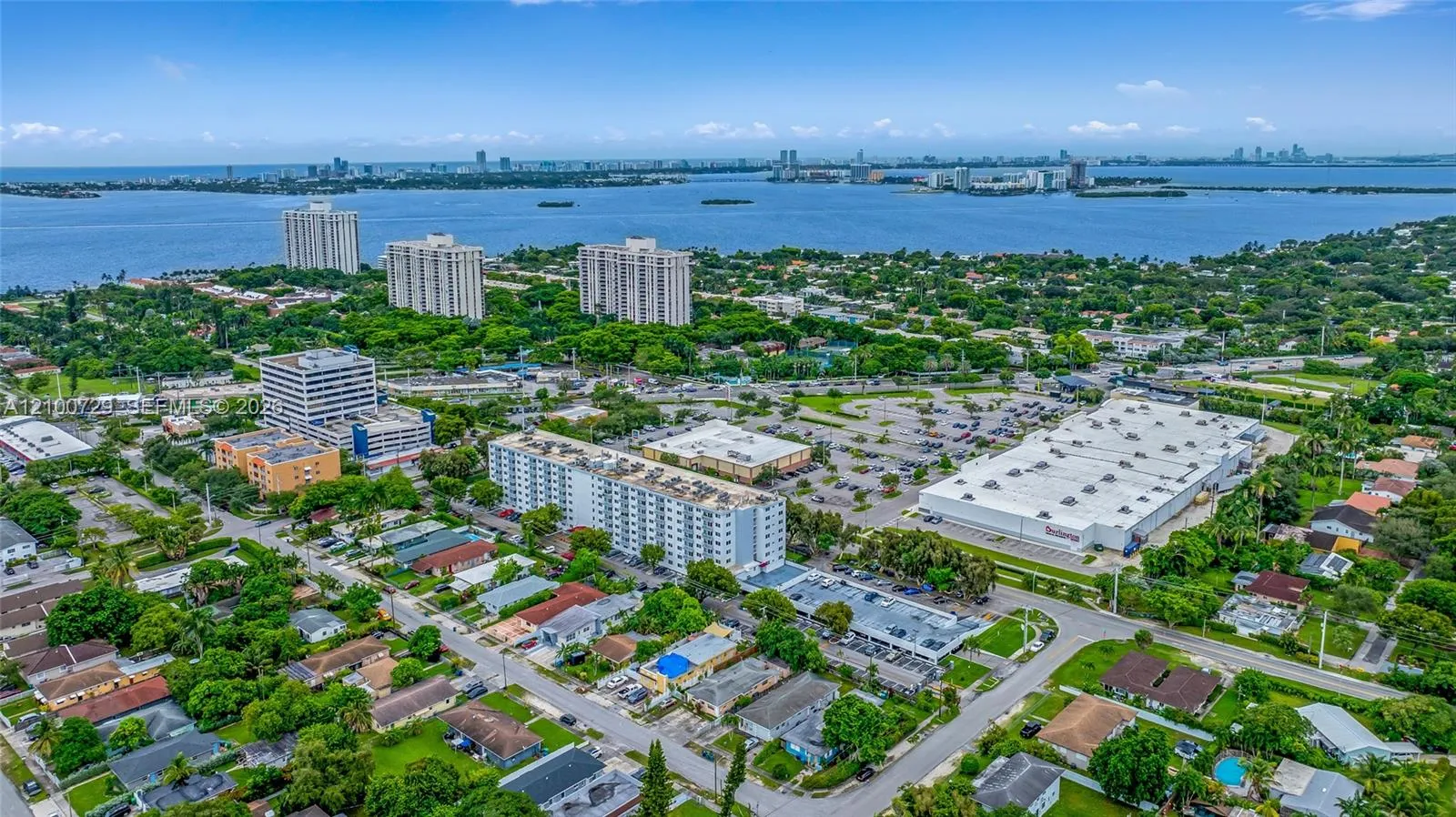 View details of listing 1251 NE 108th Street 501, Miami, FL 33161 Miami with MLS# 