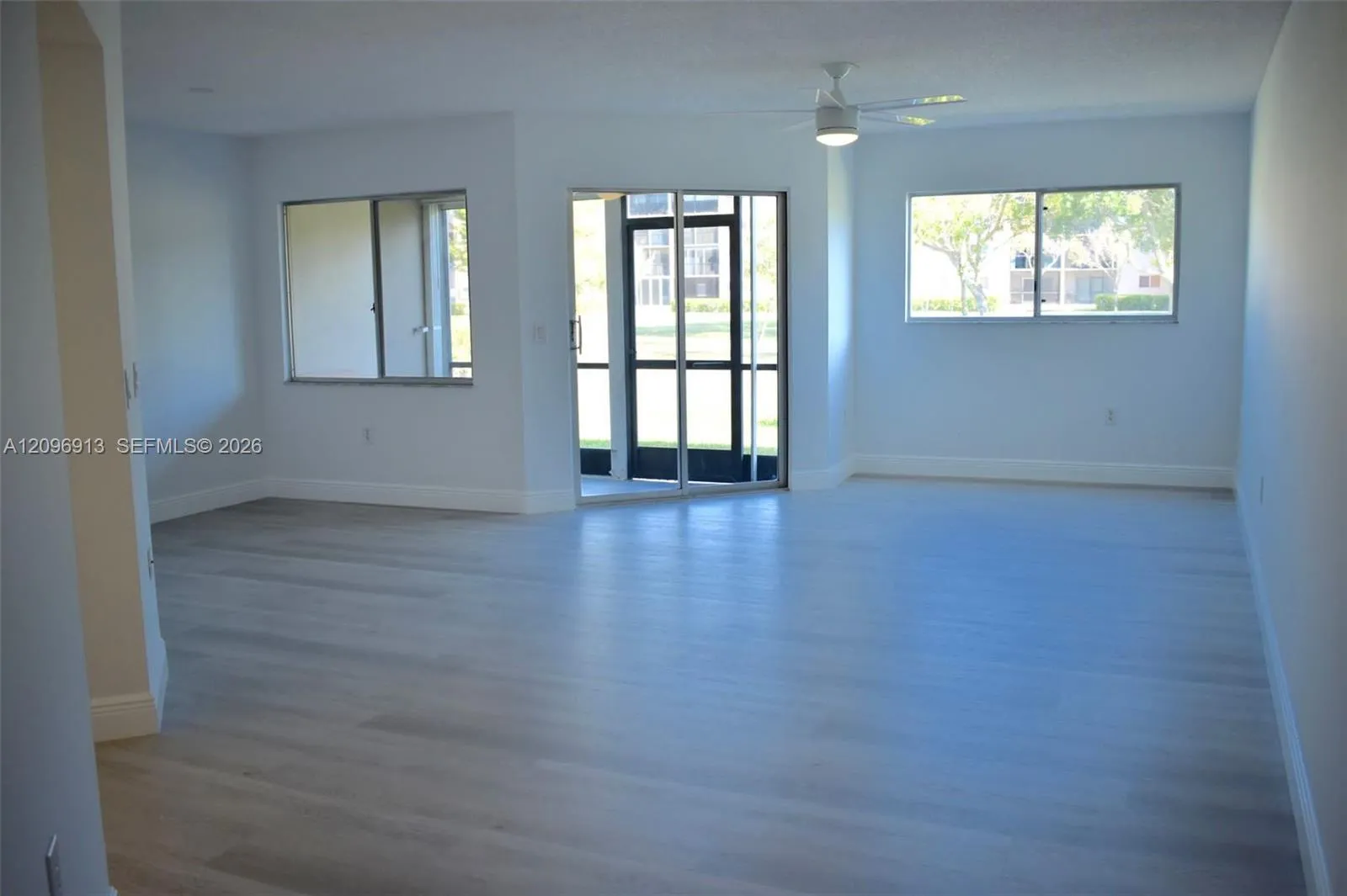View details of listing 12550 SW 15th Street 111E, Pembroke Pines, FL 33027 Pembroke Pines with MLS#