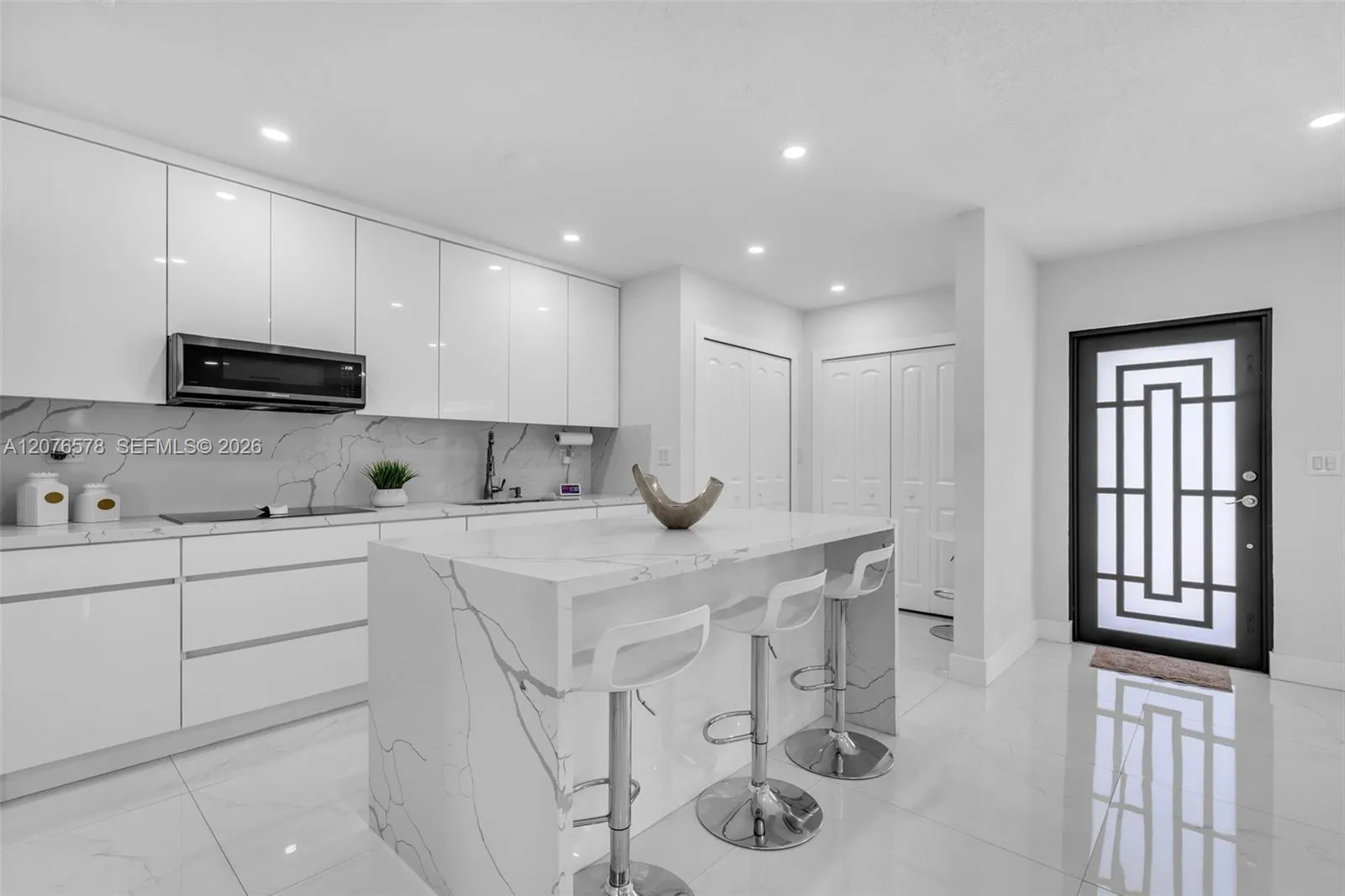 Listing  1270 W 64th Terrace, Hialeah, FL 33012, Hialeah, FL 33012
