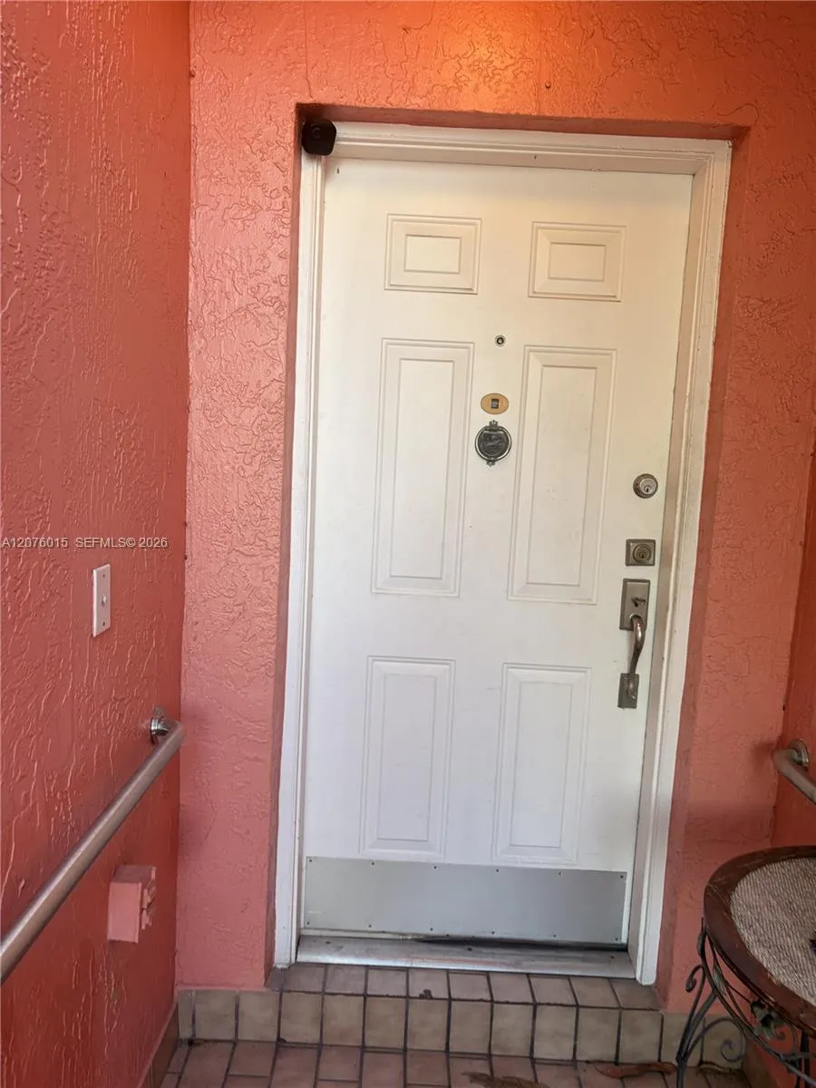 Listing  12820 NW 104th Avenue, Hialeah Gardens, FL 33018, Hialeah Gardens, FL 33018