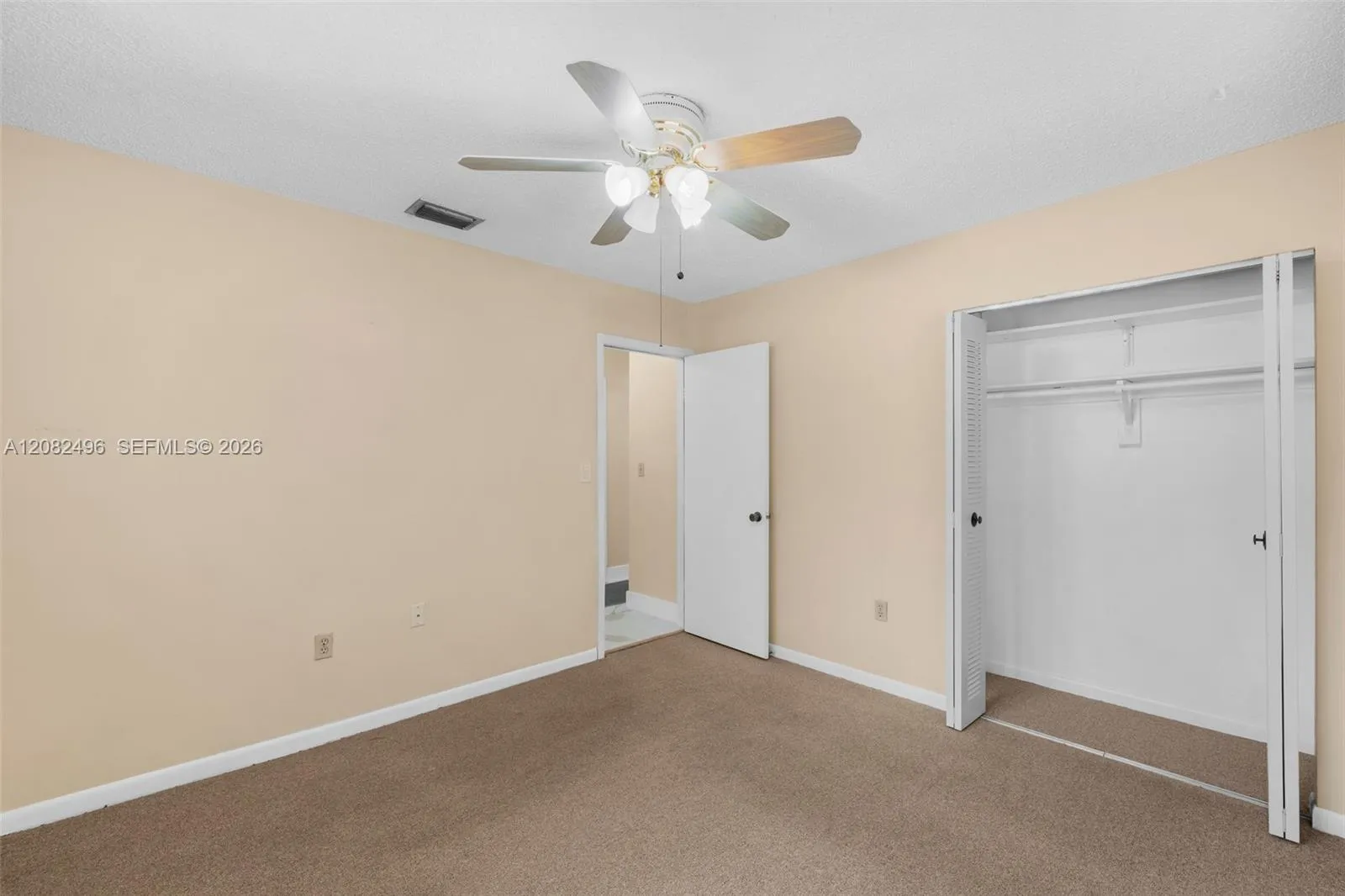 Listing  1284 W 44th Place 3, Hialeah, FL 33012, Hialeah, FL 33012