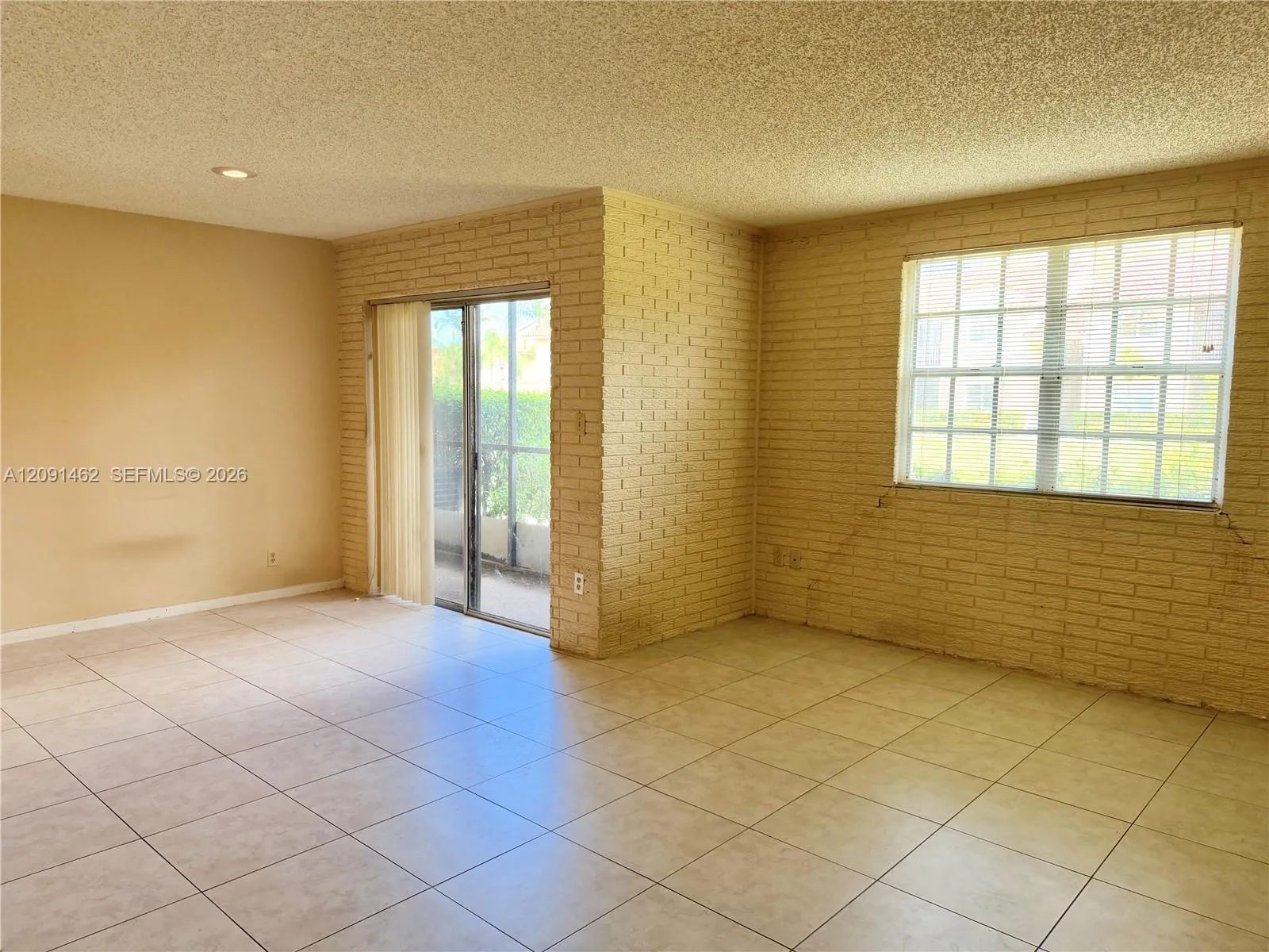 View details of listing 1285 SW 46th Avenue 2711, Pompano Beach, FL 33069 Pompano Beach with MLS# 
