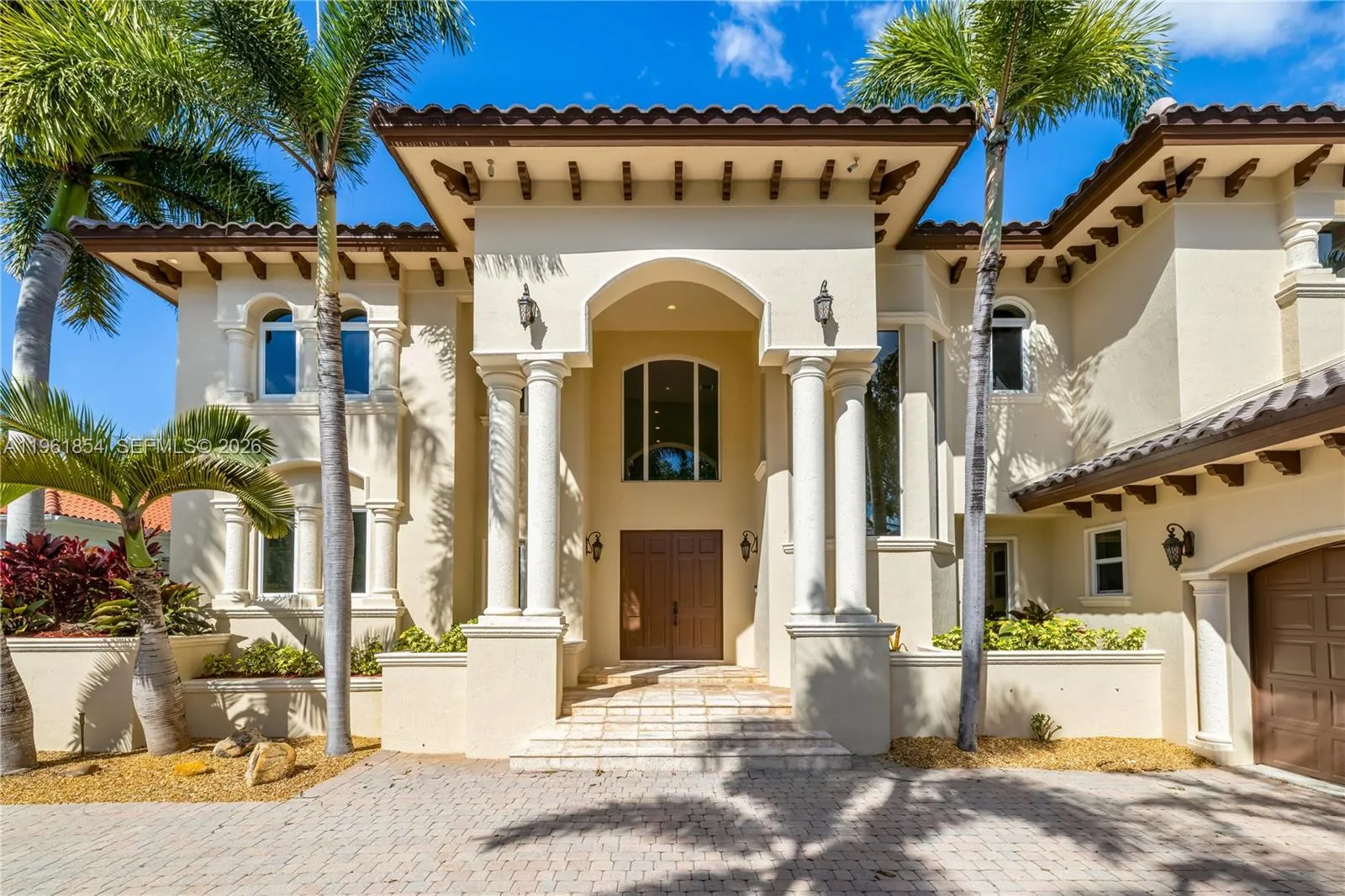Listing  129 Gavilan Avenue, Coral Gables, FL 33143, Coral Gables, FL 33143