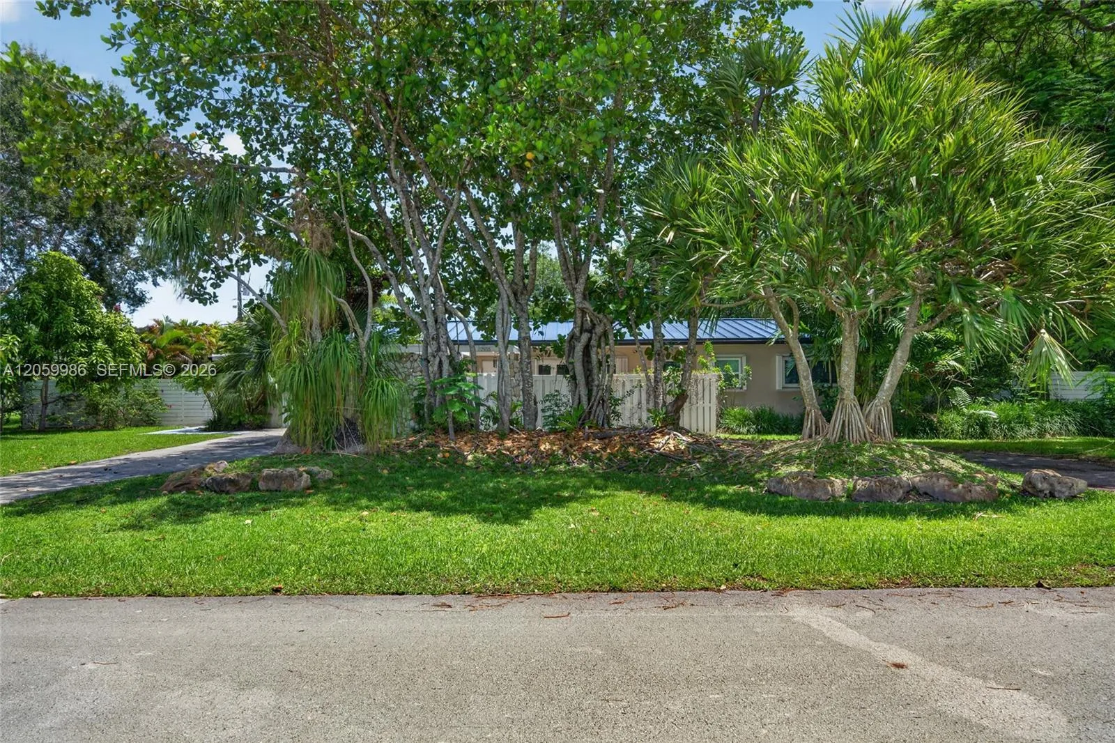 Listing  12935 SW 81st Avenue n/a, Pinecrest, FL 33156, Pinecrest, FL 33156