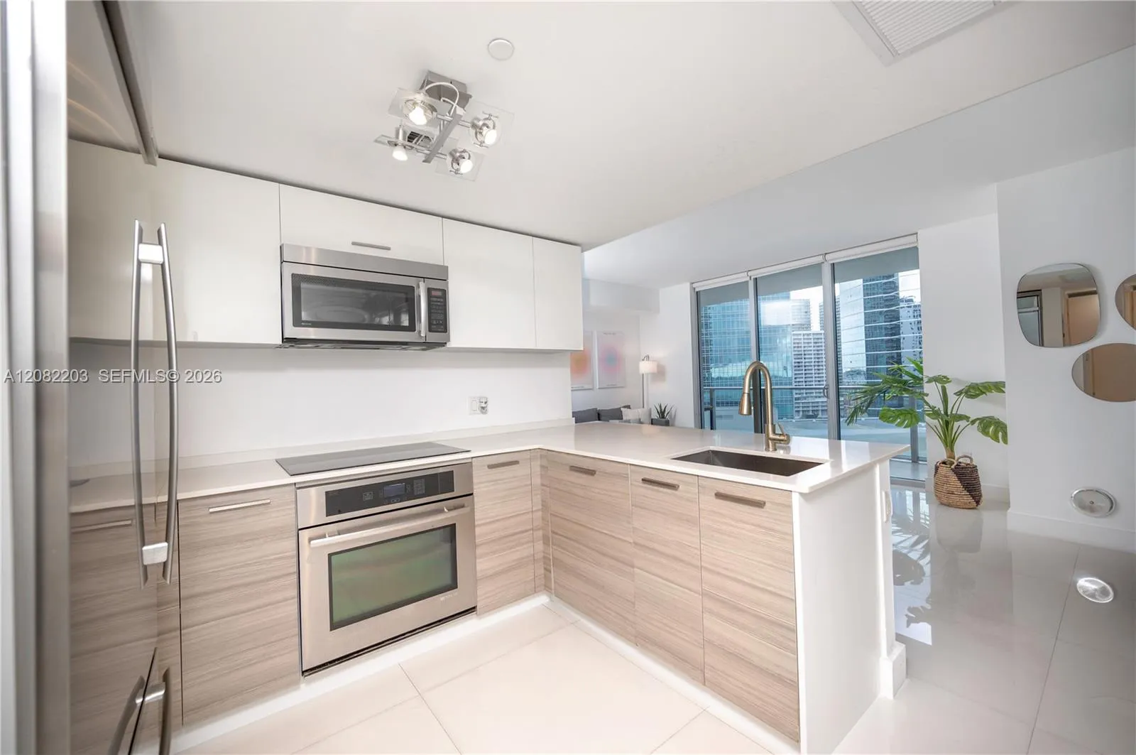 Listing  1300 Brickell Bay Drive 1601, Miami, FL 33131, Miami, FL 33131