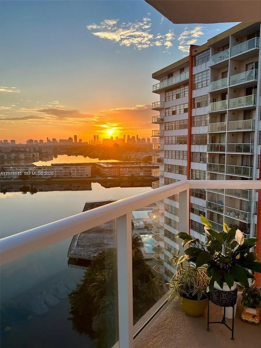 Listing  1301 NE Miami Gardens Drive 1406W, Miami, FL 33179, Miami, FL 33179