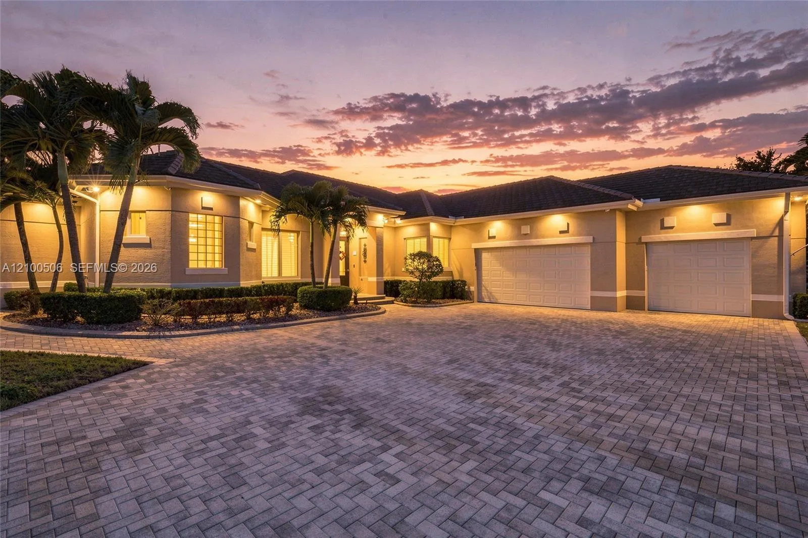View details of listing 1320 NW 118th Avenue, Plantation, FL 33323 Plantation with MLS# 