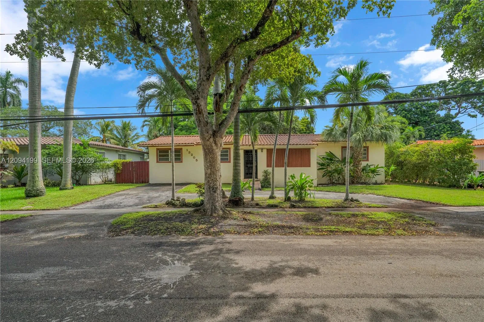 View details of listing 13205 NE 2nd Avenue, North Miami, FL 33161 North Miami with MLS#