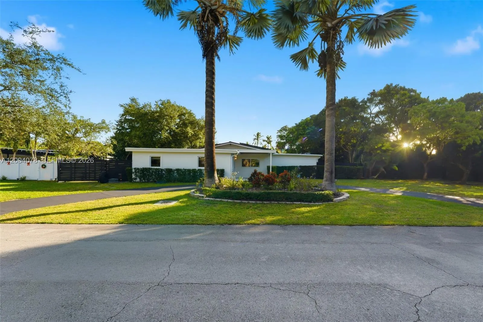 View details of listing 13225 SW 83rd Court, Pinecrest, FL 33156 Pinecrest with MLS# 