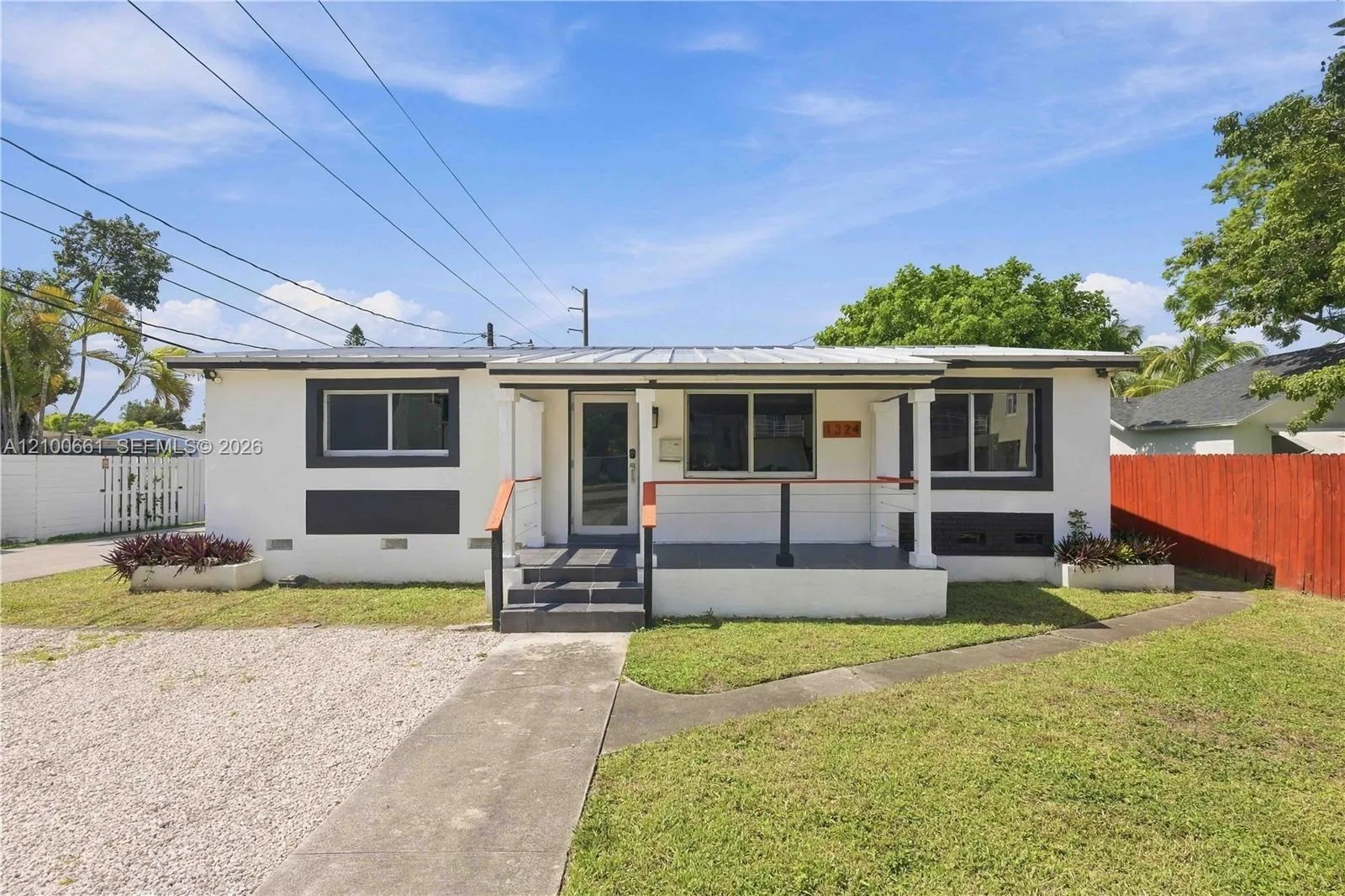 Listing  1324 N 24th Avenue, Hollywood, FL 33020, Hollywood, FL 33020