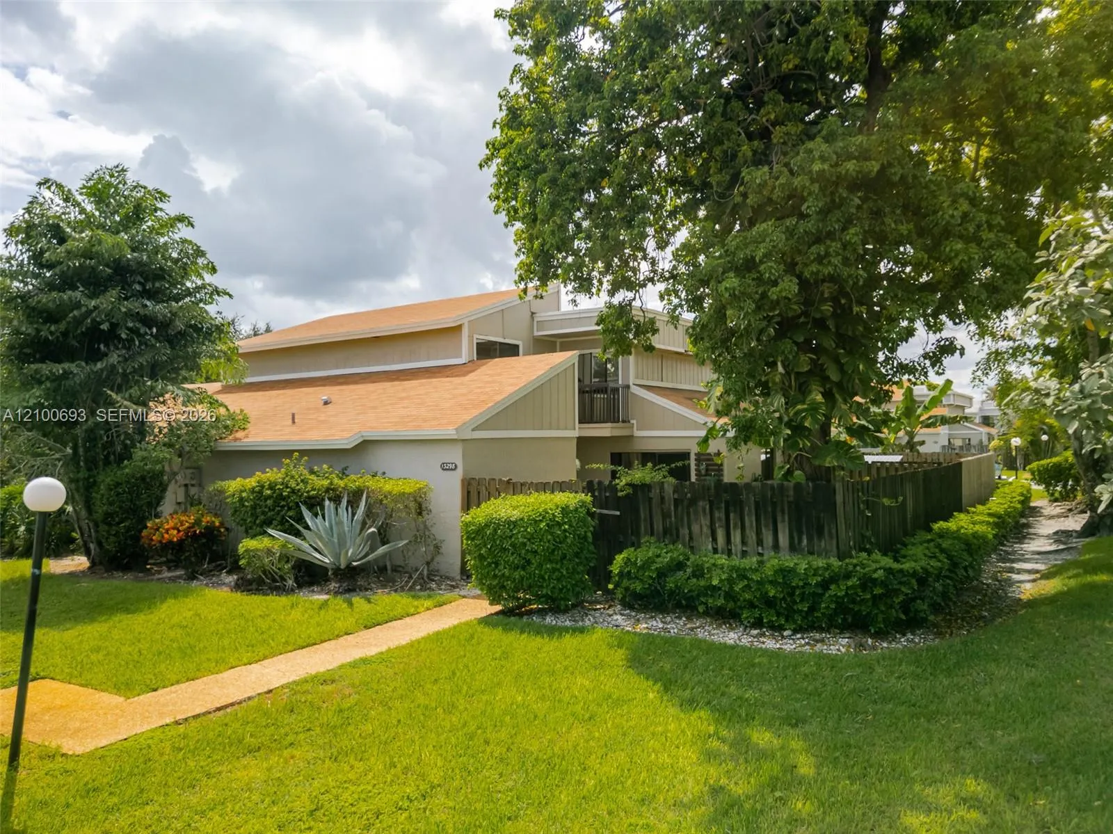 Listing  13298 NW 6th Court, Plantation, FL 33325, Plantation, FL 33325
