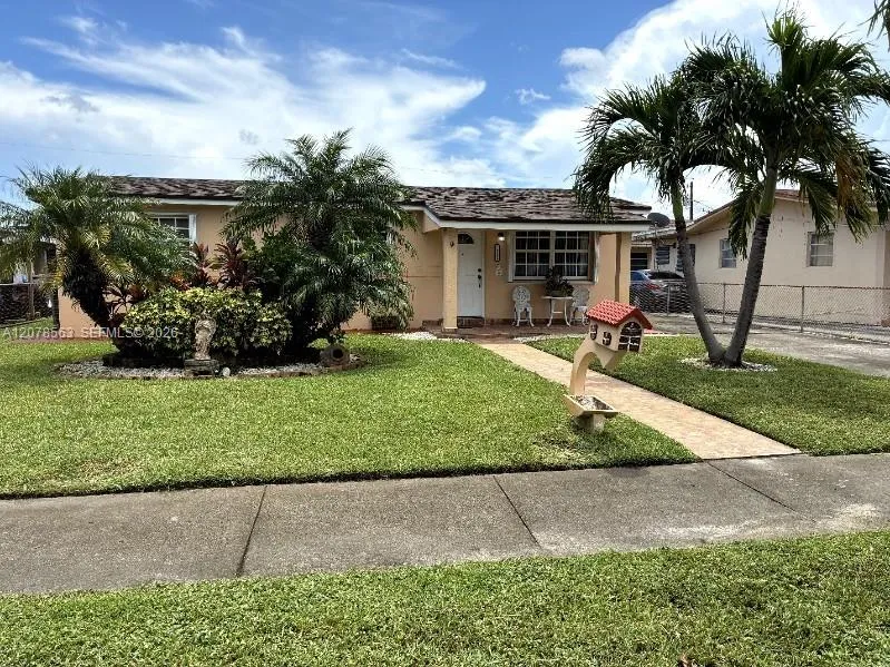 View details of listing 1340 W 36th Street, Hialeah, FL 33012 Hialeah with MLS#