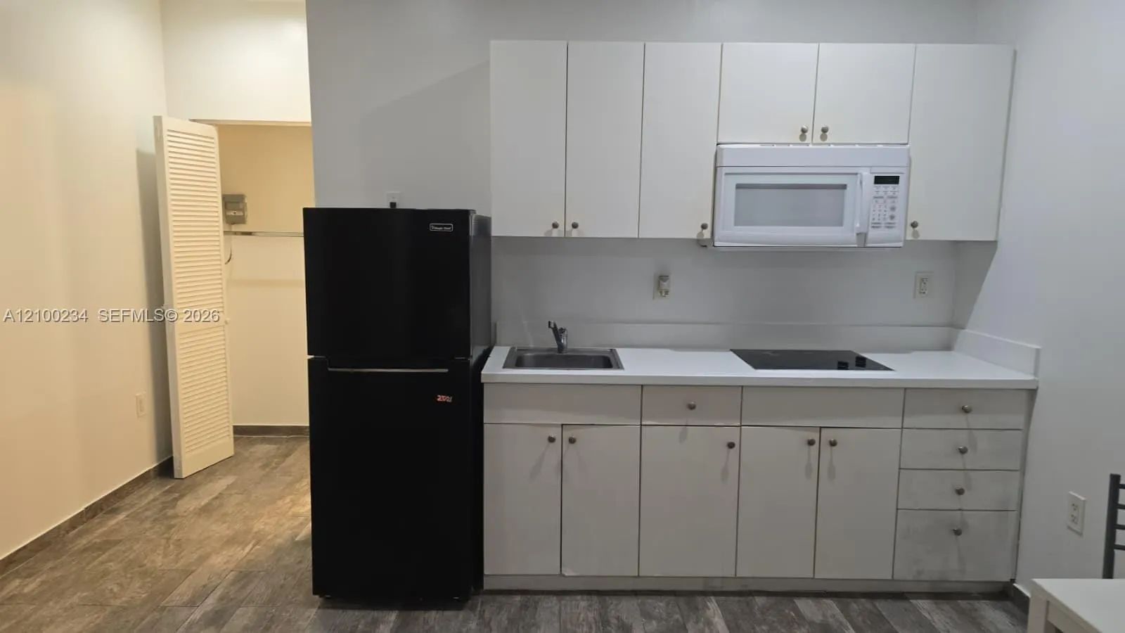 View details of listing 1345 Pennsylvania Avenue 4A, Miami Beach, FL 33139 Miami Beach with MLS# 