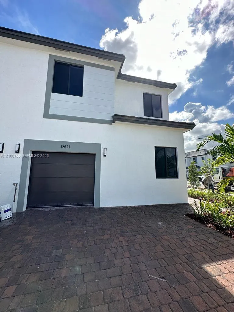 View details of listing 13661 SW 157th Place, Miami, FL 33196 Miami with MLS# 