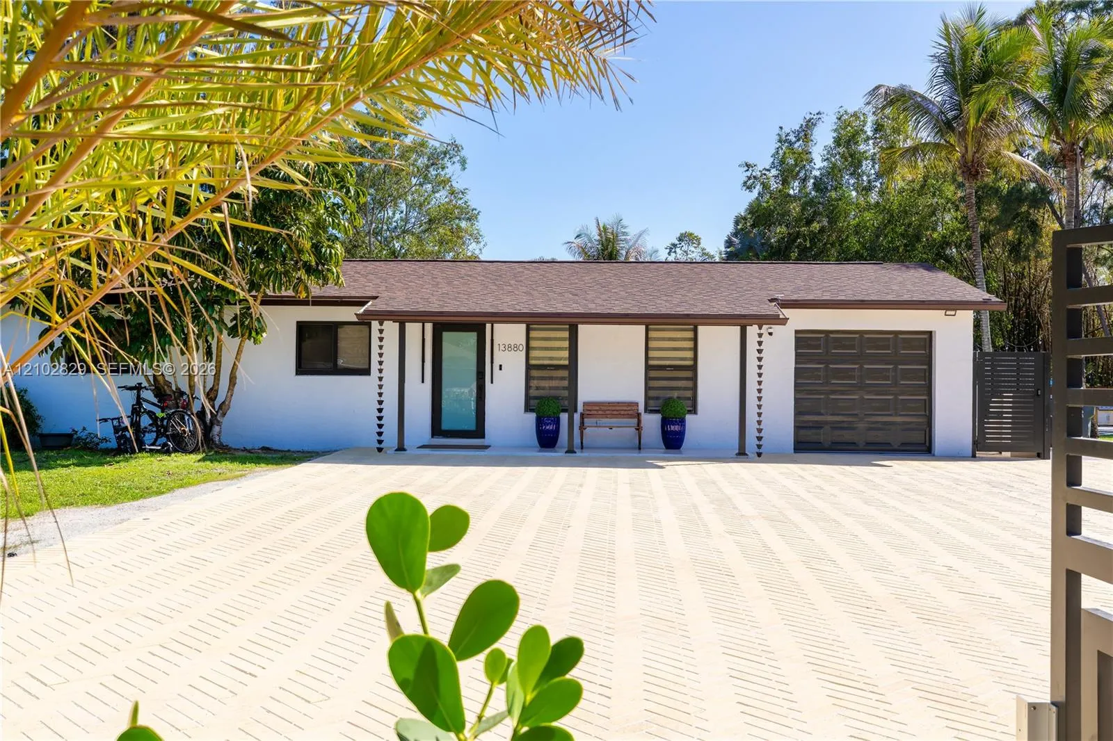 Listing  13880 Persimmon Boulevard, Royal Palm Beach, FL 33411, Royal Palm Beach, FL 33411