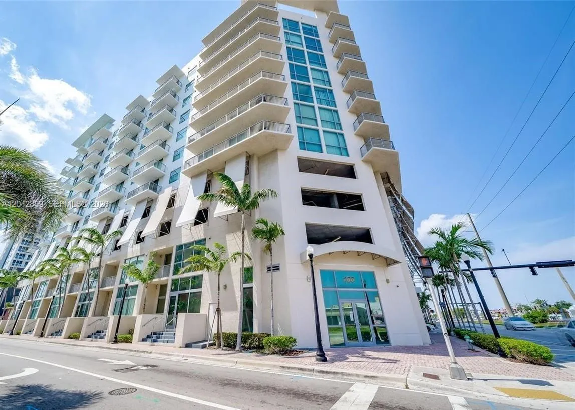 Listing  140 S Dixie Highway TH104, Hollywood, FL 33020, Hollywood, FL 33020
