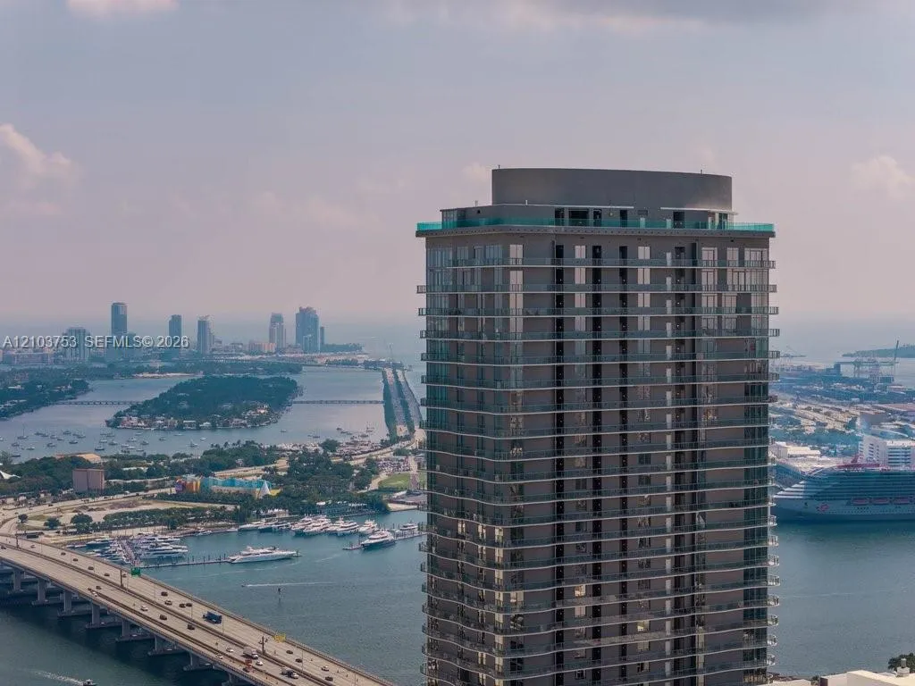 Listing  1400 Biscayne Boulevard 2805, Miami, FL 33132, Miami, FL 33132