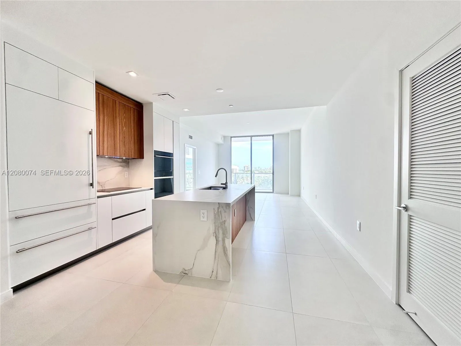 Listing  1400 Biscayne Boulevard 409, Miami, FL 33132, Miami, FL 33132