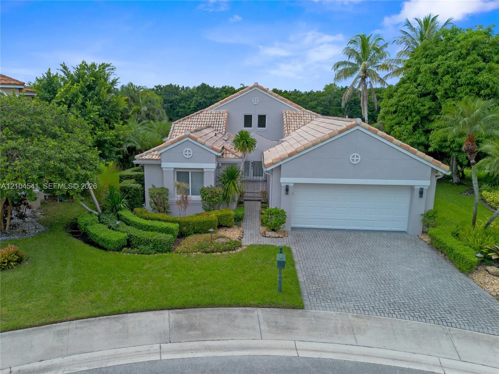 View details of listing 1400 Seabay Road, Weston, FL 33326 Weston with MLS#