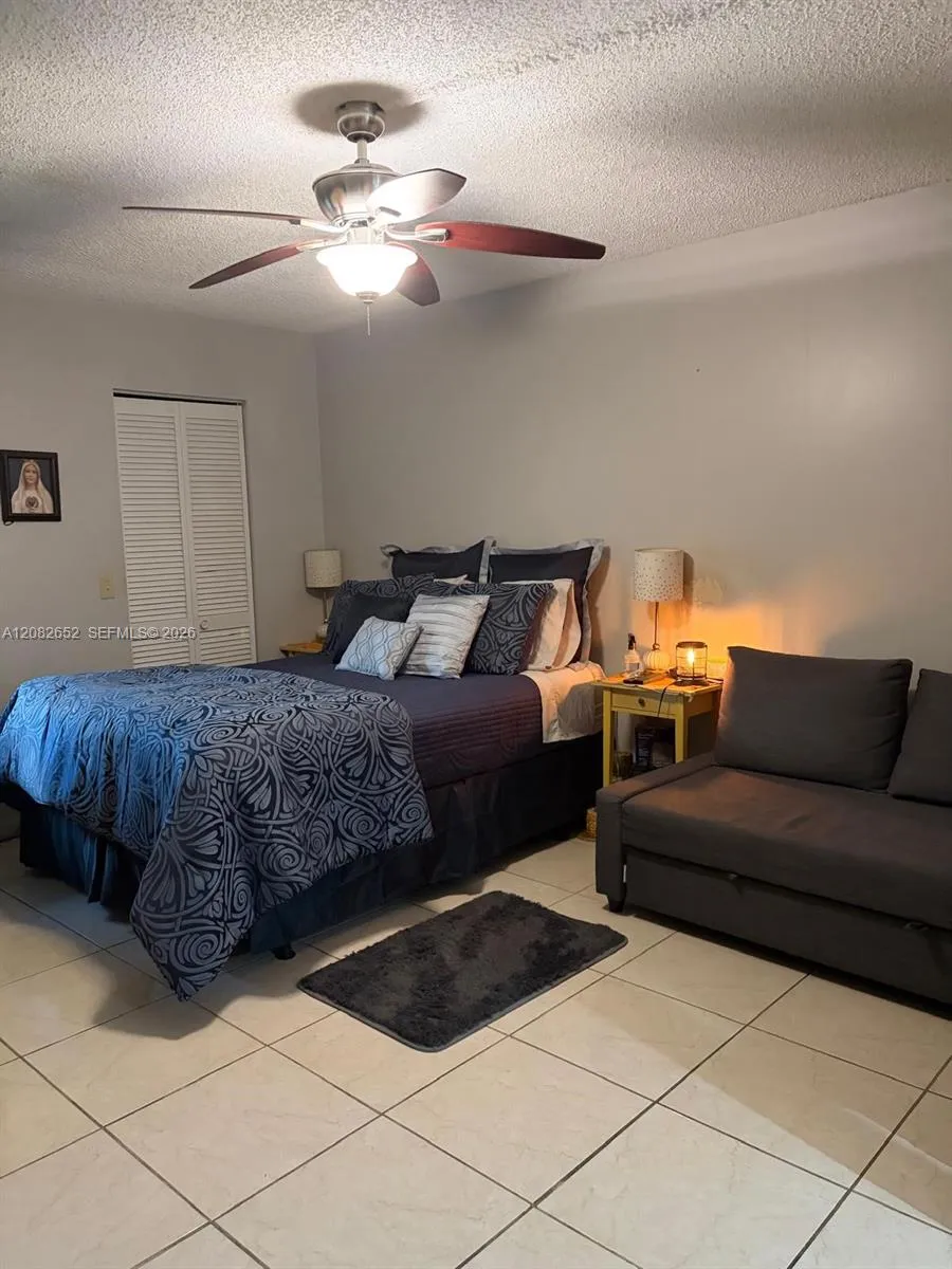 View details of listing 1401 SW 135th Terrace 302H, Pembroke Pines, FL 33027 Pembroke Pines with MLS# 