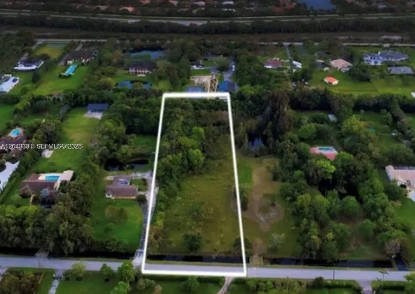 View details of listing 14010 Mustang Trail, Southwest Ranches, FL 33330 Southwest Ranches with MLS#