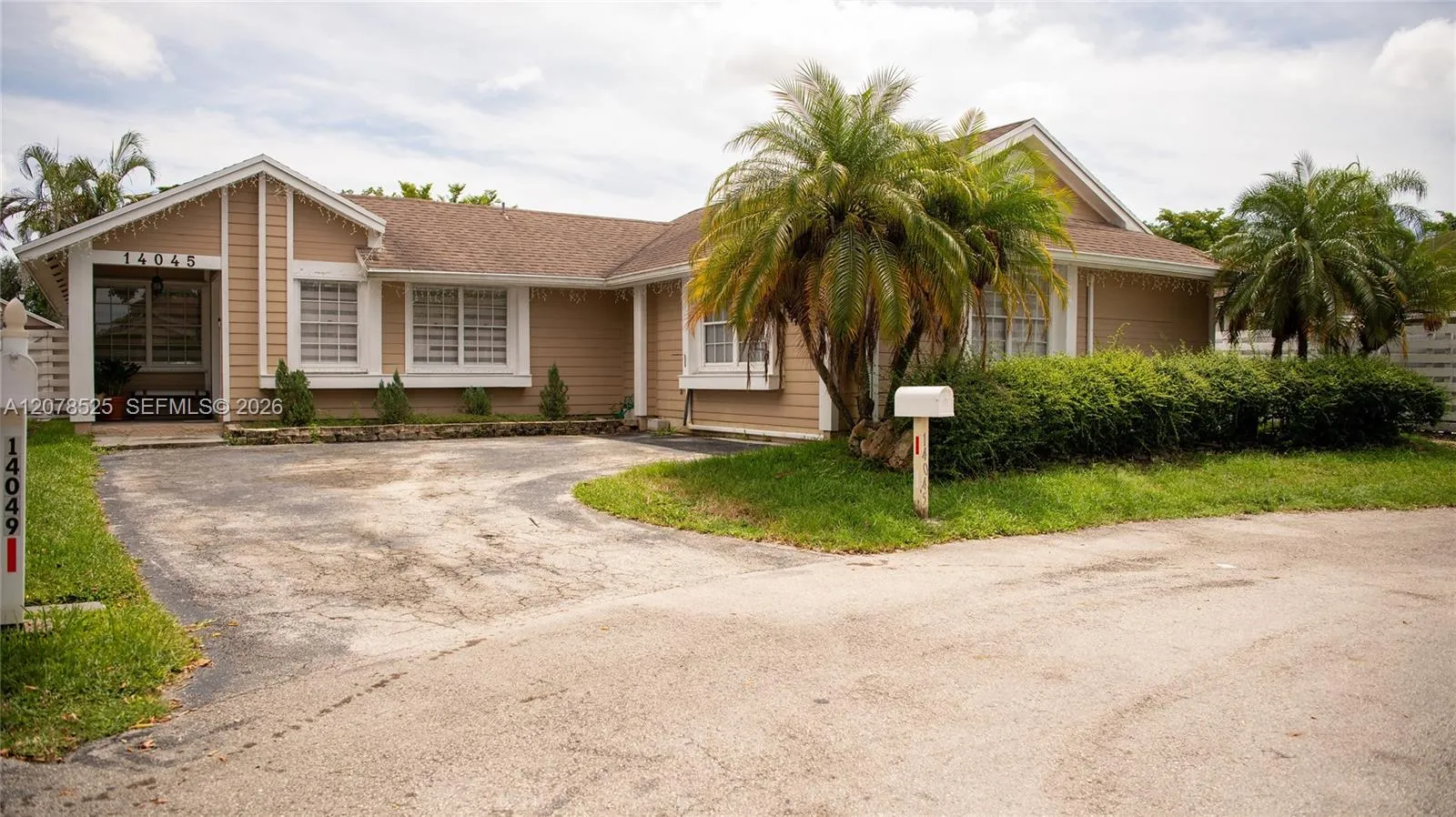 Listing  14045 SW 103rd Terrace, Miami, FL 33186, Miami, FL 33186