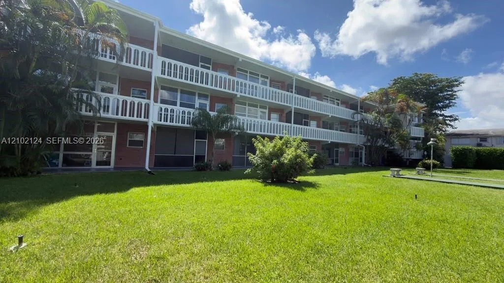 Listing  141 NE 10th Avenue 24C, Hallandale Beach, FL 33009, Hallandale Beach, FL 33009