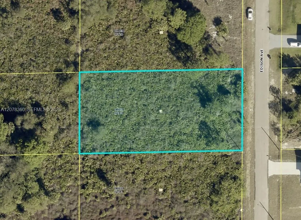 View details of listing 1417 Edison Avenue, Lehigh Acres, FL 33972 Lehigh Acres with MLS#