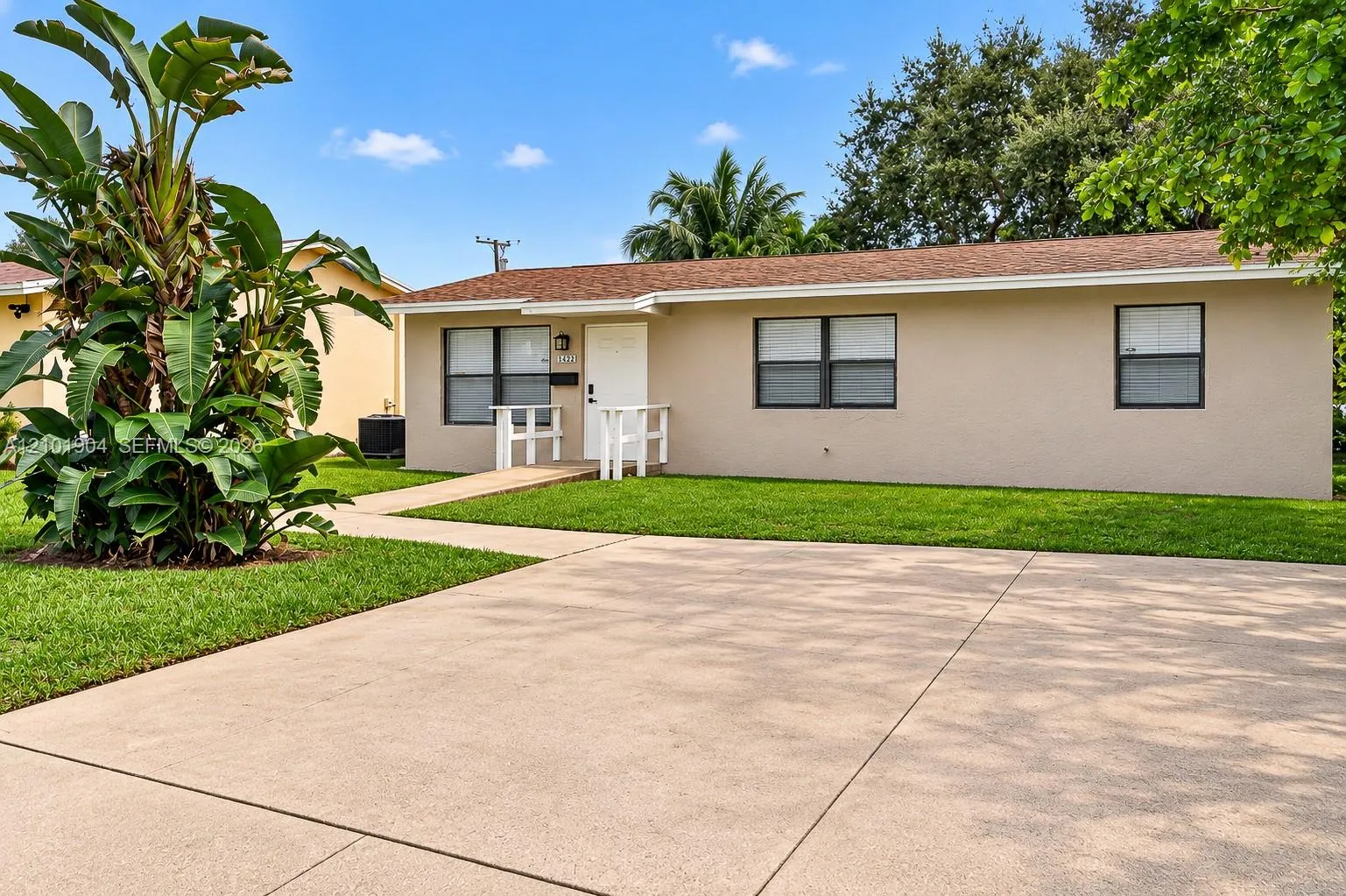 Listing  1422 S N Street, Lake Worth, FL 33460, Lake Worth, FL 33460