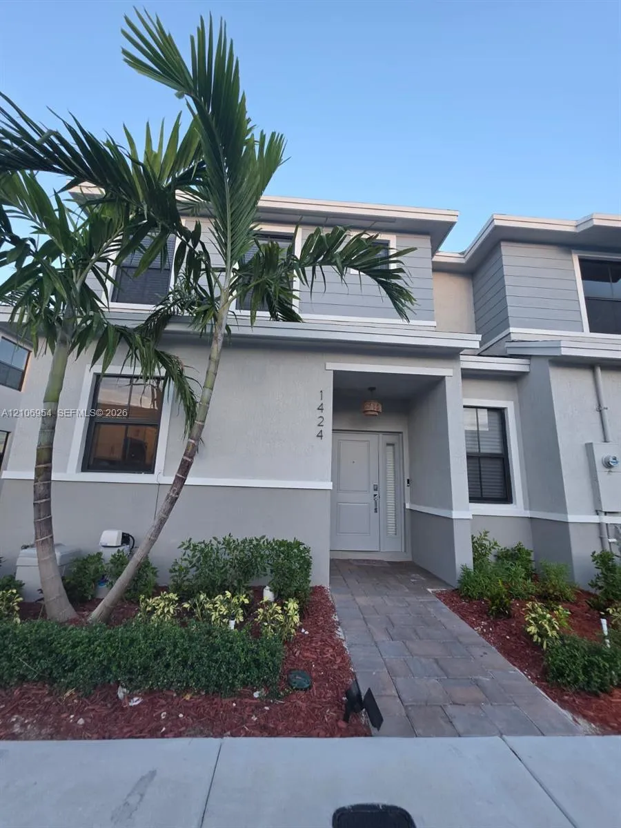 Listing  1424 NE 4th Avenue, Florida City, FL 33034, Florida City, FL 33034